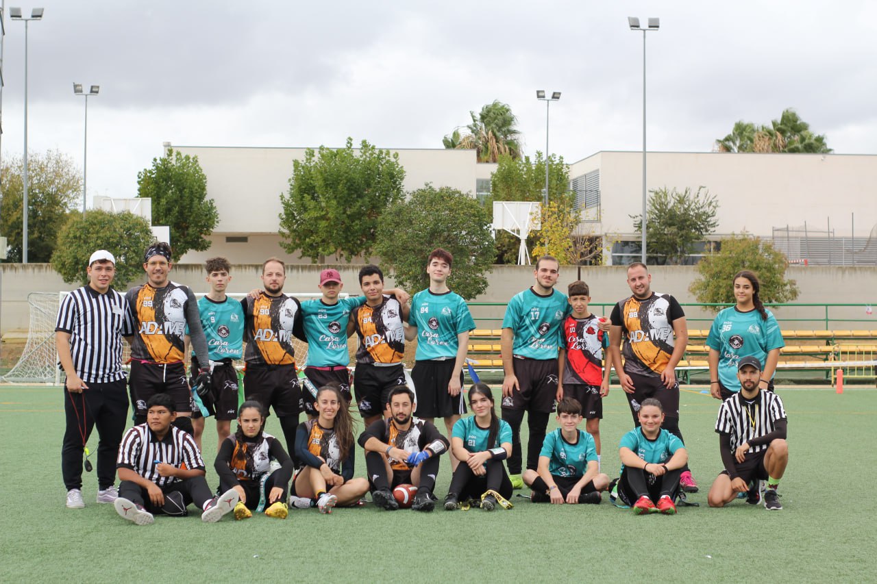 photo_5911404987362165931_y