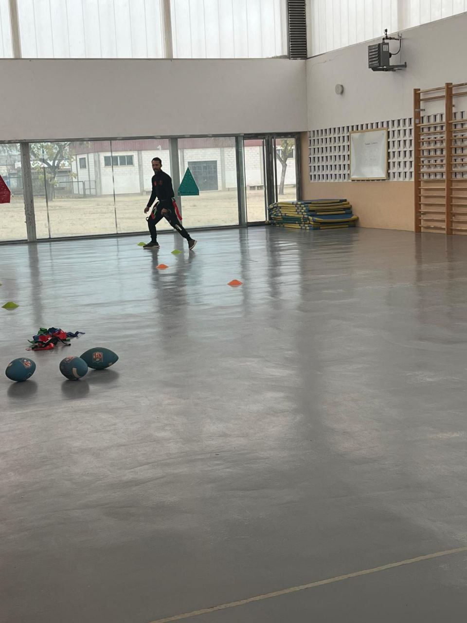 photo_2025-11-13_18-59-24